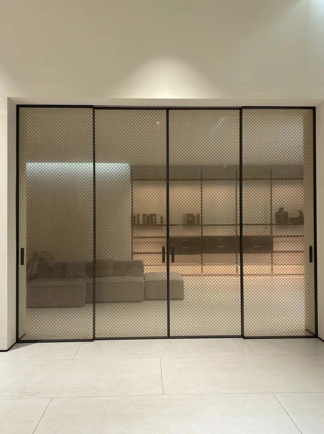 Ultra-slim sliding doors with patterned translucent glass